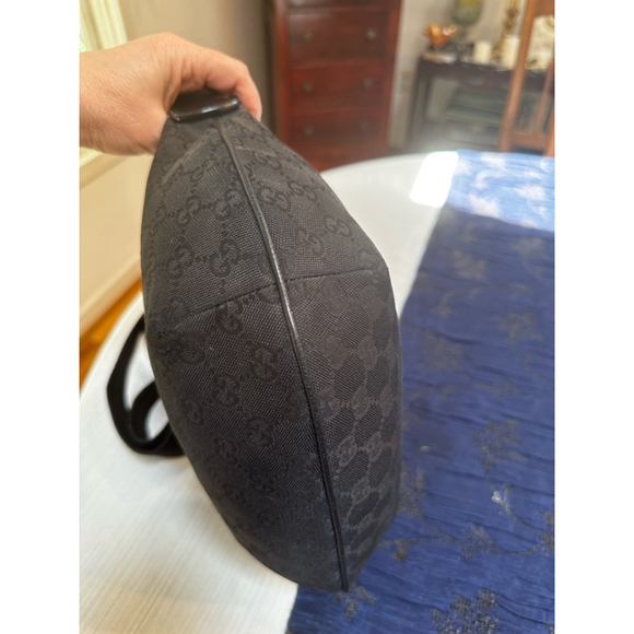 Gucci Black Canvas & Leather Crescent Shape Shoulder/Crossbody Bag - Picture 10 of 16